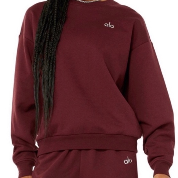ALO Yoga Women's Accolade Set - Picture 1 of 7